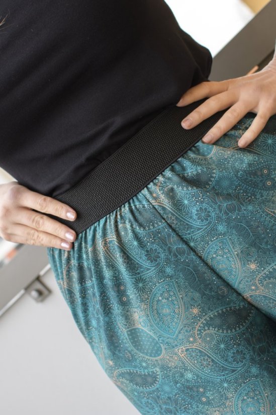 Široké kalhoty palazzo - tyrkysové vzory - Materiál: Silky, Velikost: L, Délka: dlouhé kalhoty, Střih: Kalhoty bez rozparku