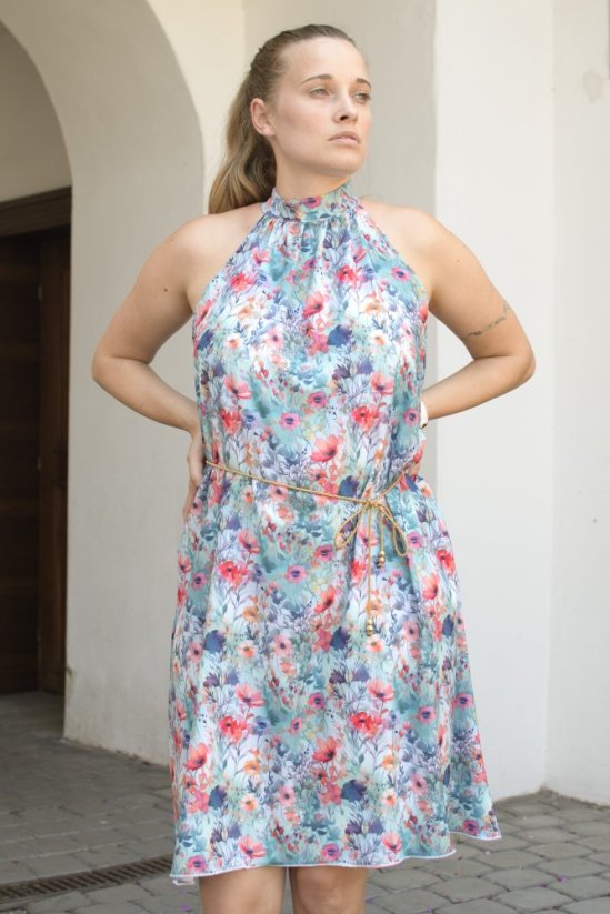 Krátké koktejlové šaty - modrá louka - Materiál: Silky, Velikost: univerzální
