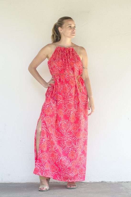 Maxi šaty s páskem - Dvorkah.art růžové