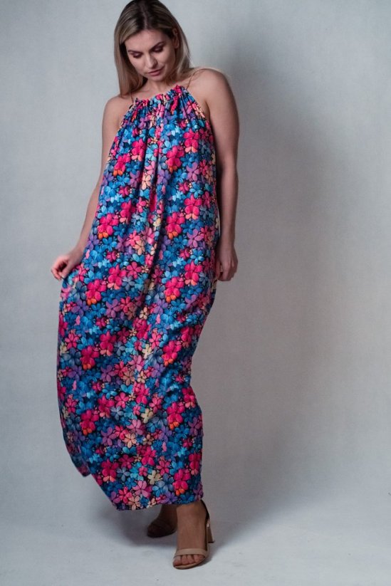 Maxi šaty s páskem - modrorůžové květy